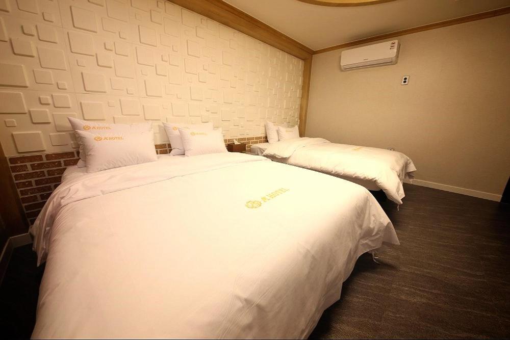 Geoje A-Plus Hotel Bagian luar foto